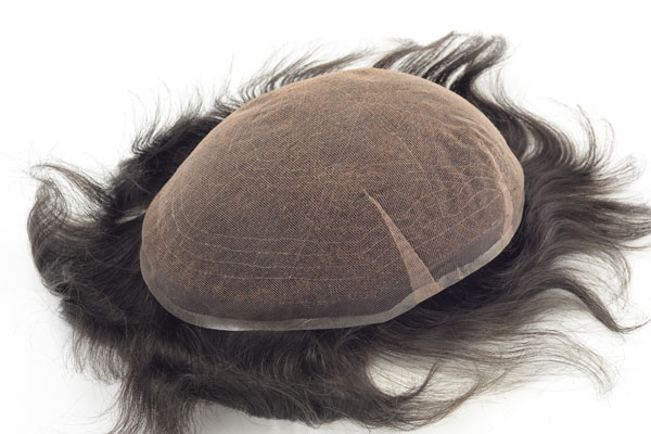 Prótesis capilar - Complemento capilar para disimular el avance de la alopecia androgénica en hombres