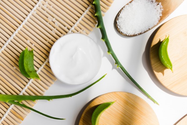  mascarilla capilar con aloe vera para hidratar el cabello trasplantado