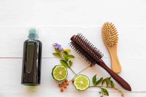 productos naturales ayudan a cómo evitar la caída del pelo