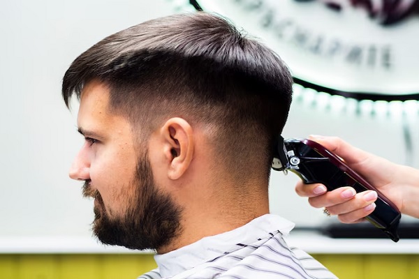 Equivocaciones comunes en el cuidado capilar masculino