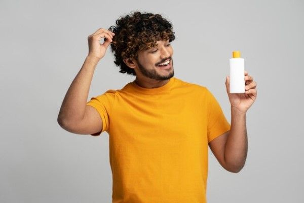 Relación entre la carencia de vitamina D y la caída capilar