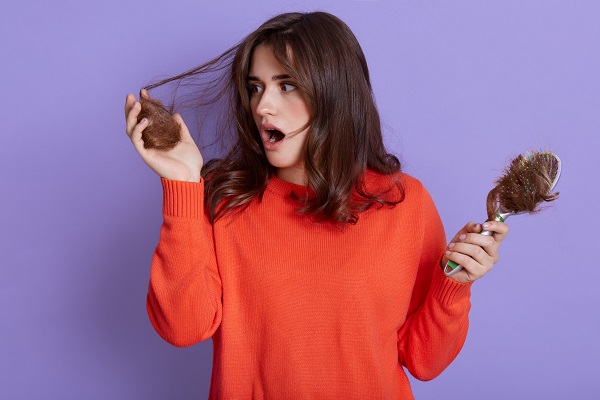 Es posible que la mala alimentación dañe el cabello hasta el punto de necesitar un injerto de cabello